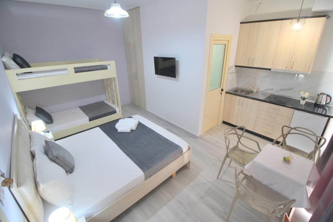 Vision 4 Ksamil Villa Apartments And Rooms Bagian luar foto