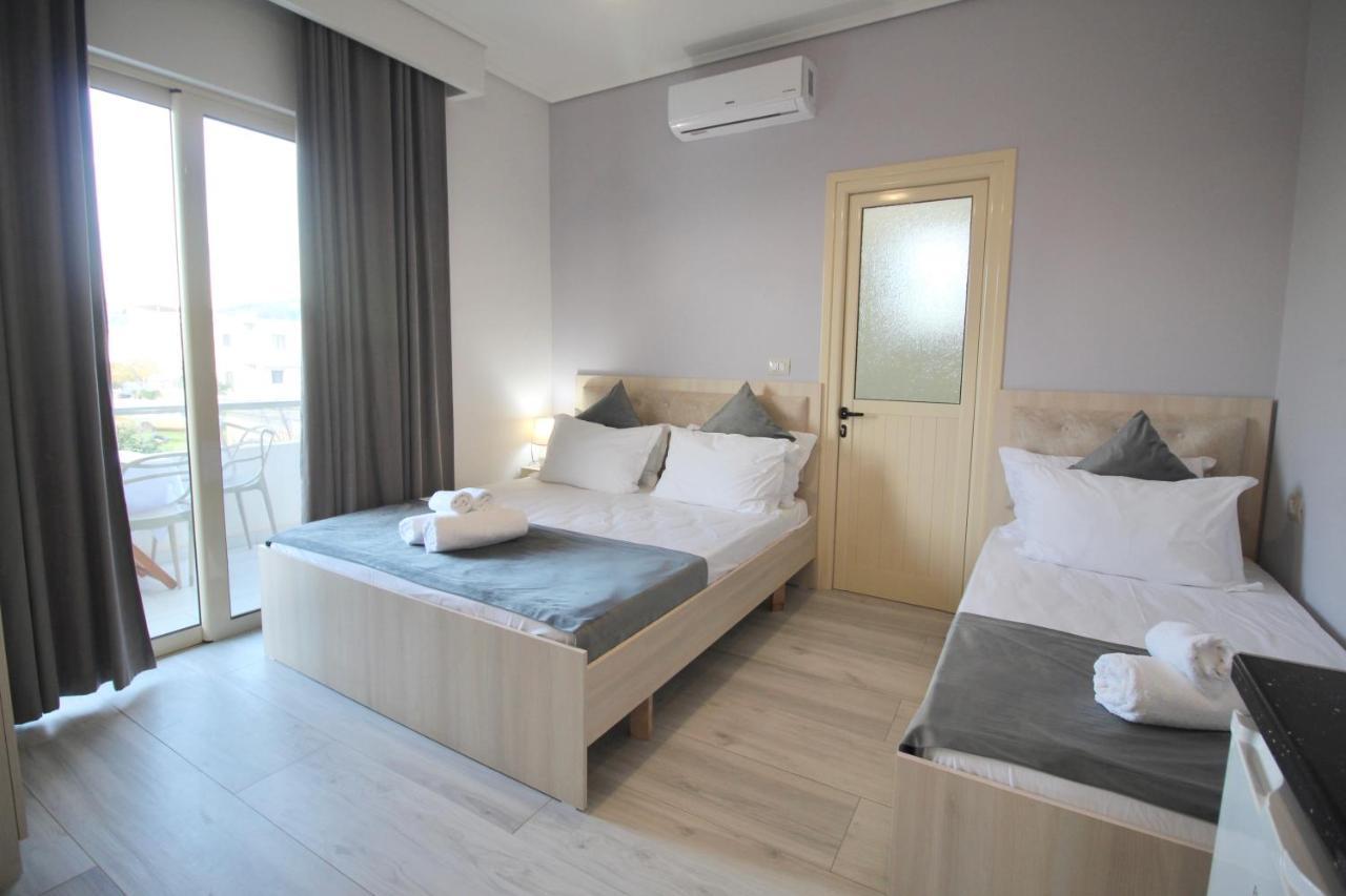 Vision 4 Ksamil Villa Apartments And Rooms Bagian luar foto